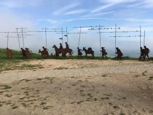 Les sculptures du Col du Pardon. 